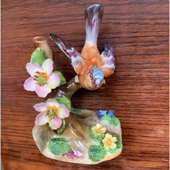 Crown Staffordshire Porcelain Bird Figural by J.T. Jones collectible - Picture 7 of 10